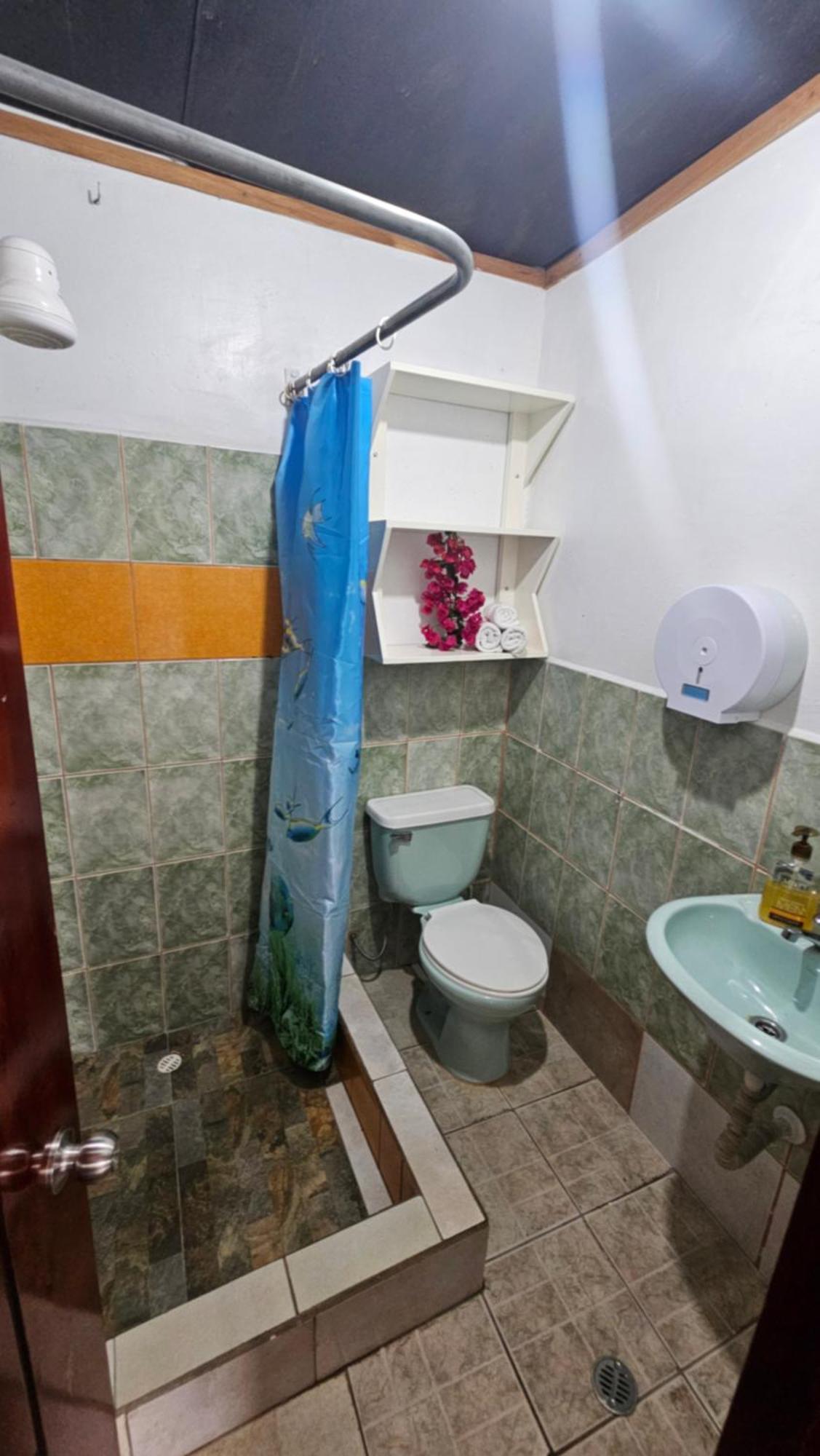 San CristóbalFlor'S Houseアパートメント エクステリア 写真